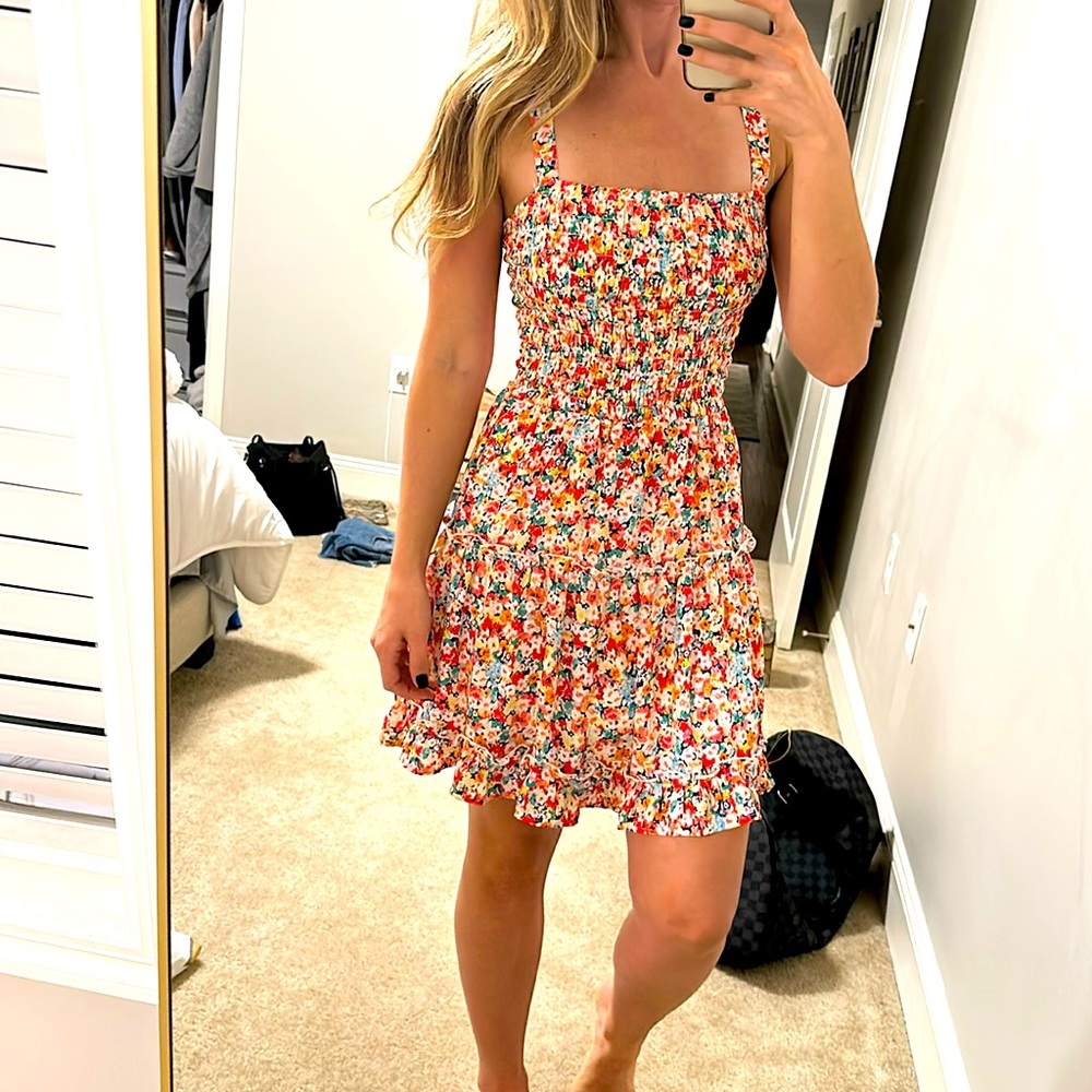 SIENA SKY-MARSHALLS floral rouched sun dress vibrant multi pattern - size Small